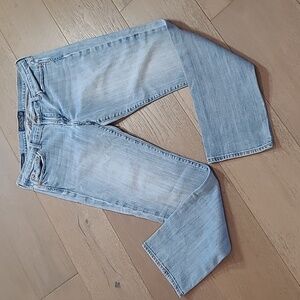 Lucky Brand Light Wash Straight Leg Jeans